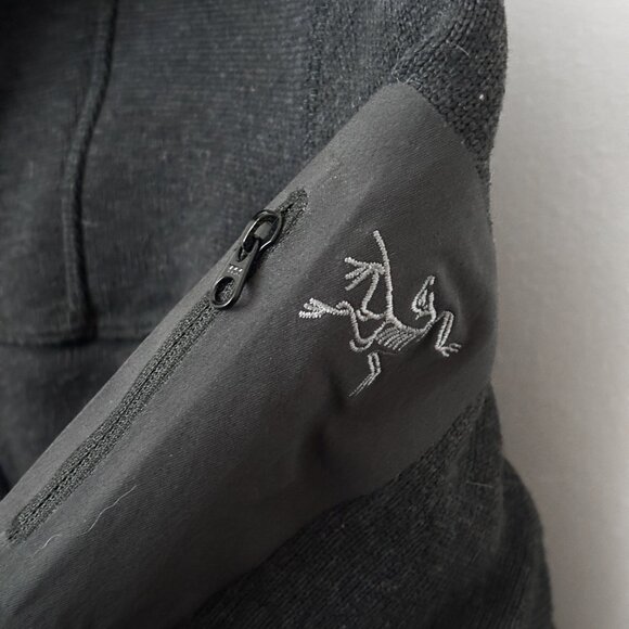 Arc'teryx Fleece High Neck Zip Up - Picture 3 of 5